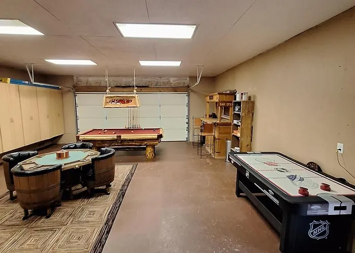 Ferienhaus Among The Pines W Tesla Charger And Game Garage Flagstaff